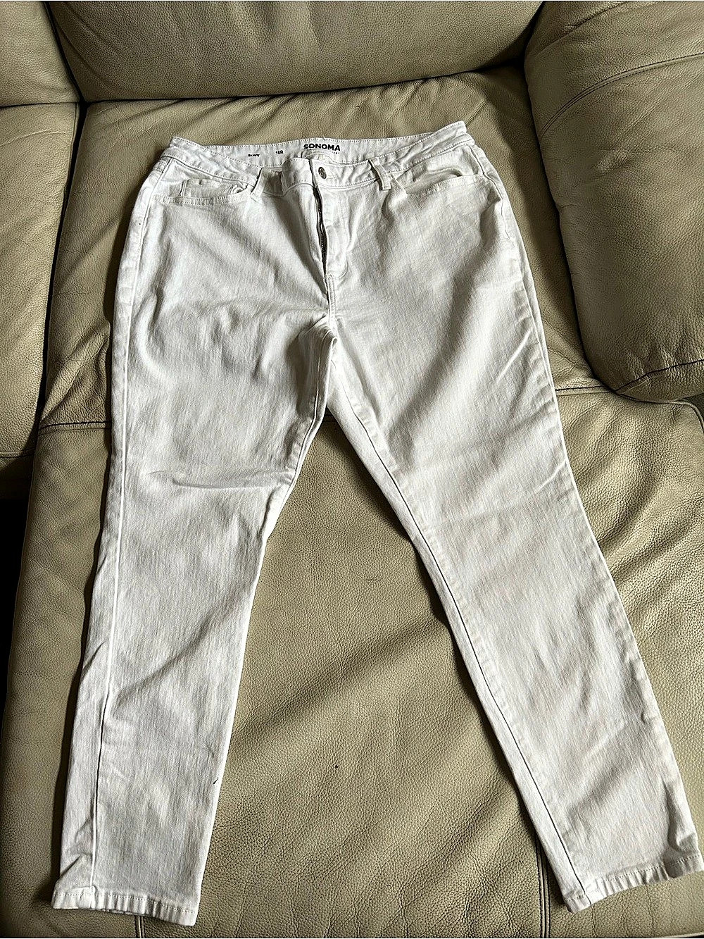 Sonoma Skinny Women's White Jeans Waist 16R